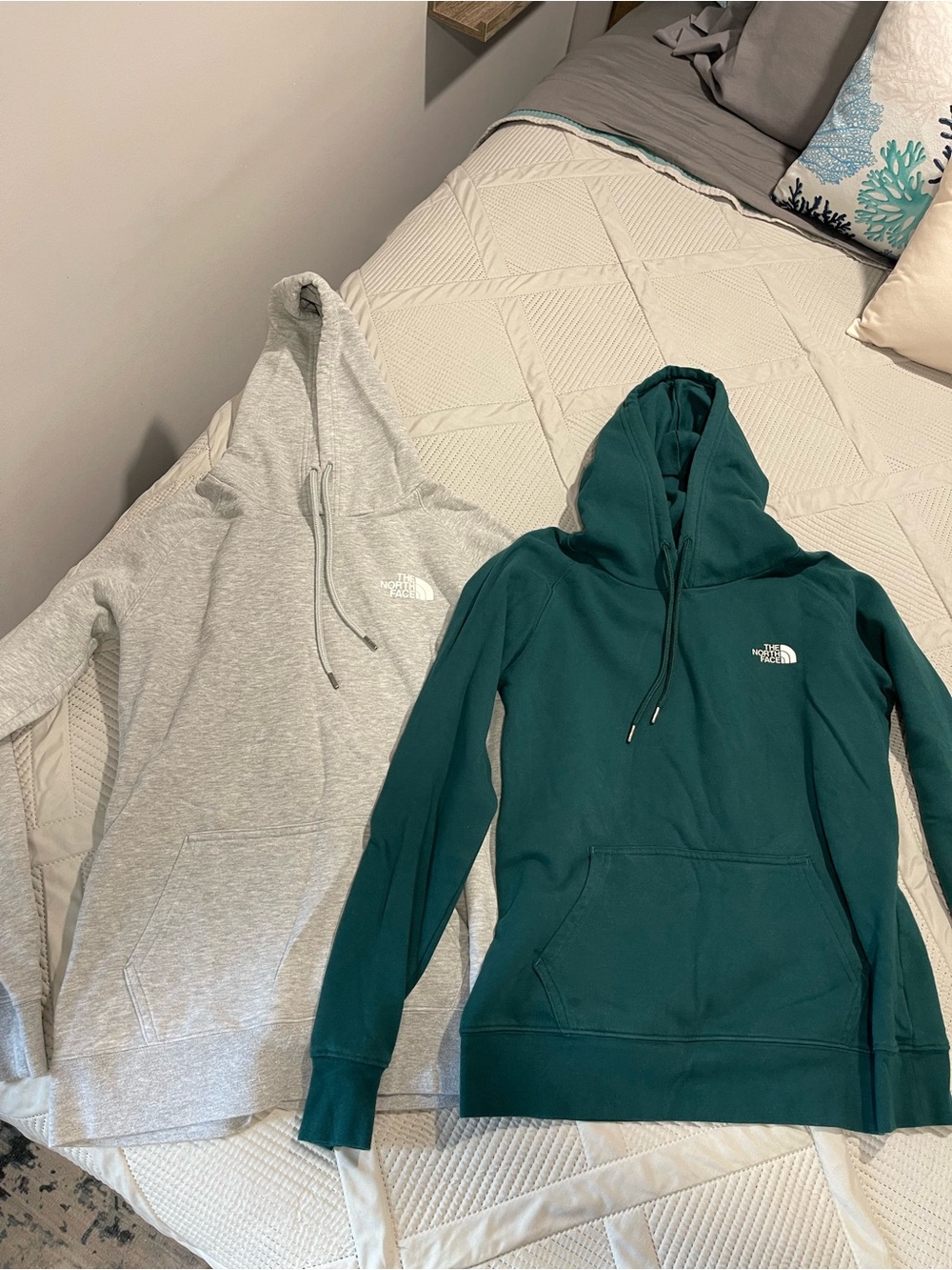 The North Face Hoodie Pair - Heather Gray & Teal Green